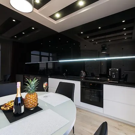 Vip In Arcadia With Sea View. Apartment *